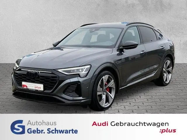 Photo 1 : Audi Q8 2023 Not specified