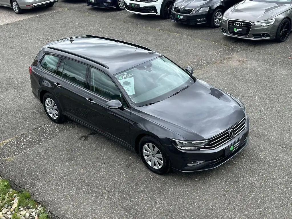 Photo 1 : Volkswagen Passat 2021 Diesel