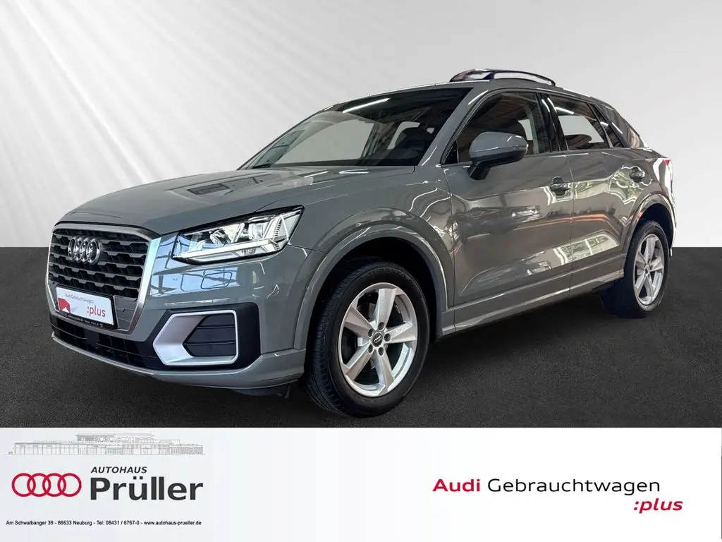 Photo 1 : Audi Q2 2020 Petrol