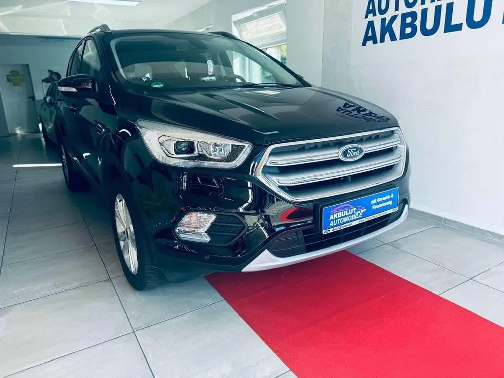 Photo 1 : Ford Kuga 2020 Essence