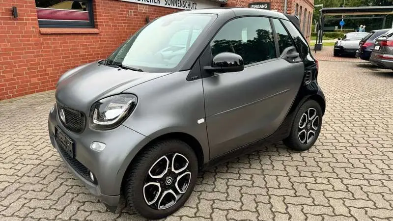 Photo 1 : Smart Fortwo 2017 Diesel