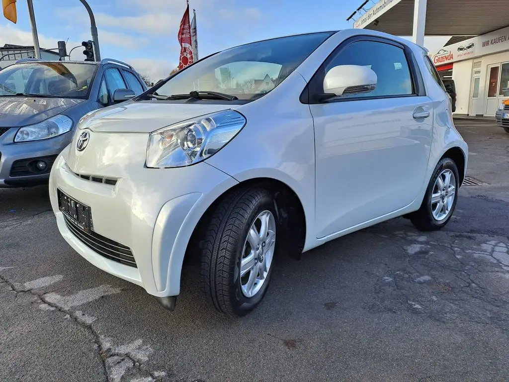 Photo 1 : Toyota Iq 2014 Essence