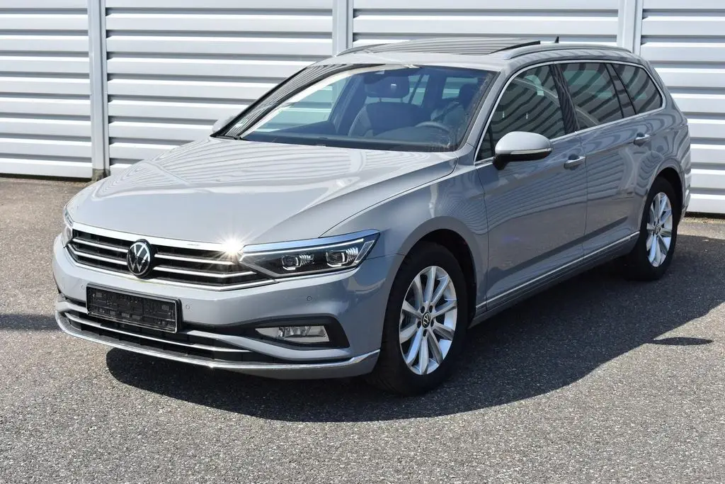 Photo 1 : Volkswagen Passat 2023 Diesel