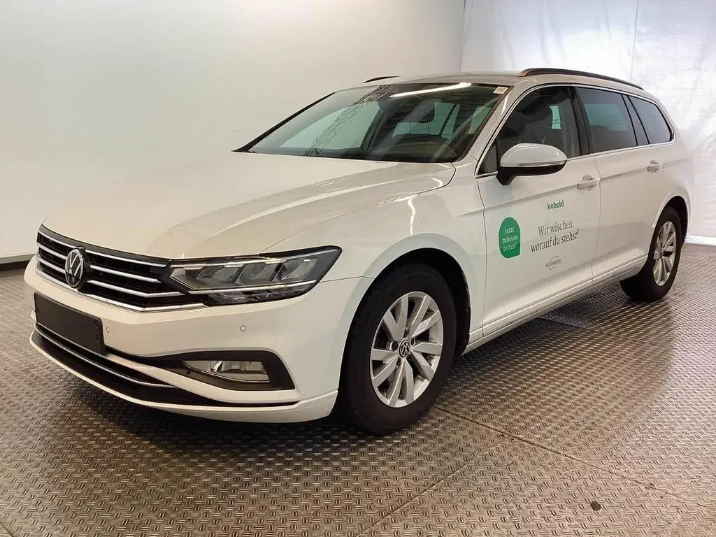 Photo 1 : Volkswagen Passat 2023 Diesel