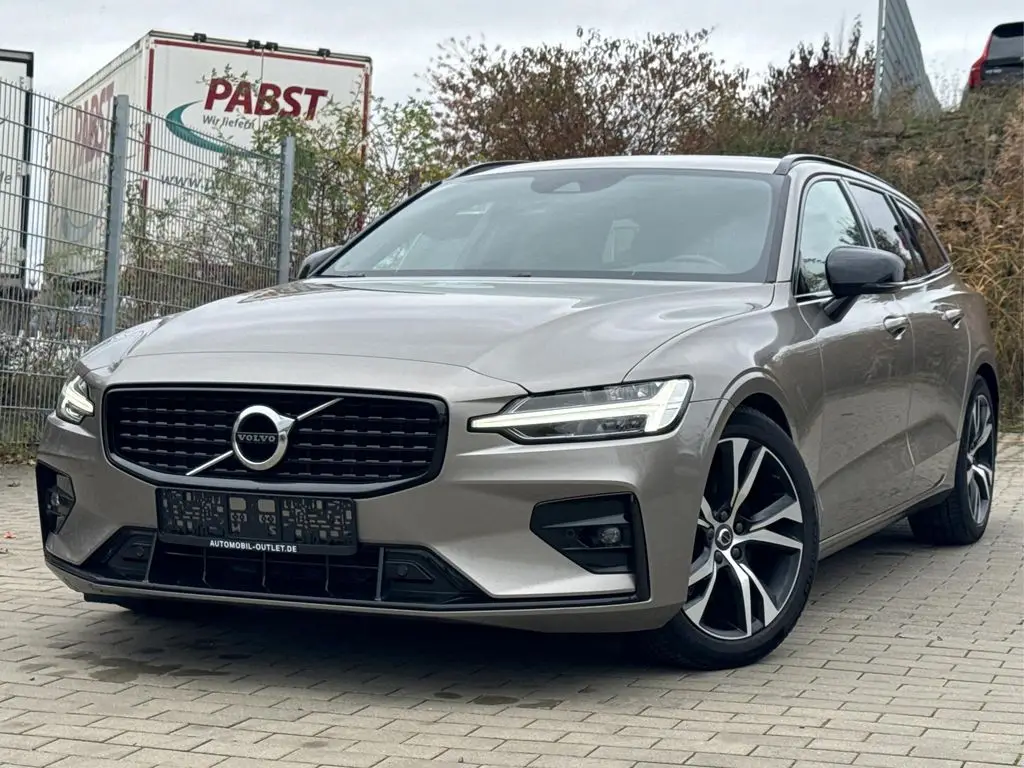 Photo 1 : Volvo V60 2021 Diesel