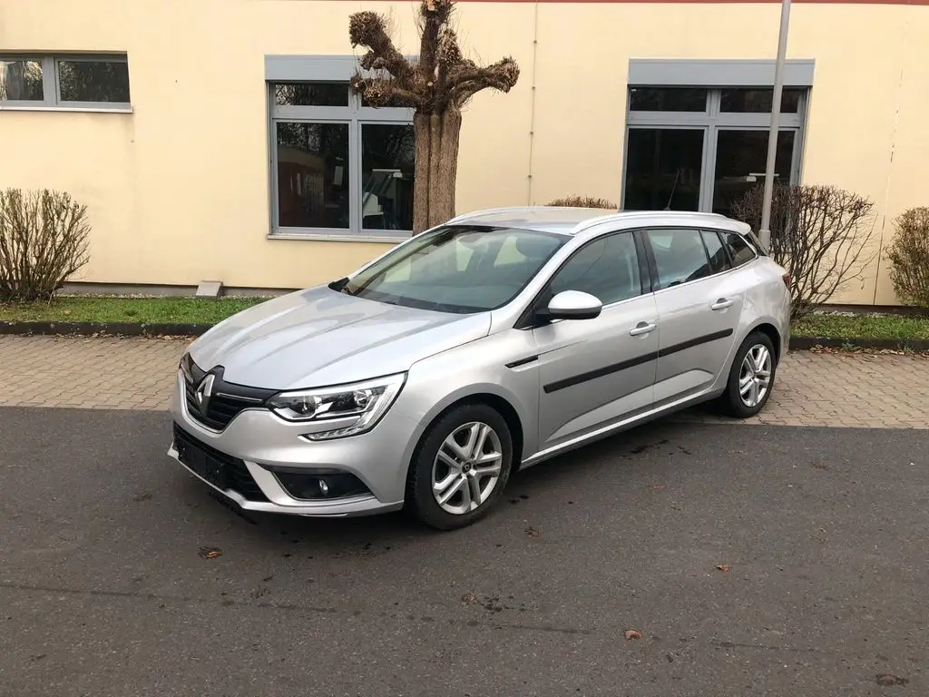 Photo 1 : Renault Megane 2018 Diesel