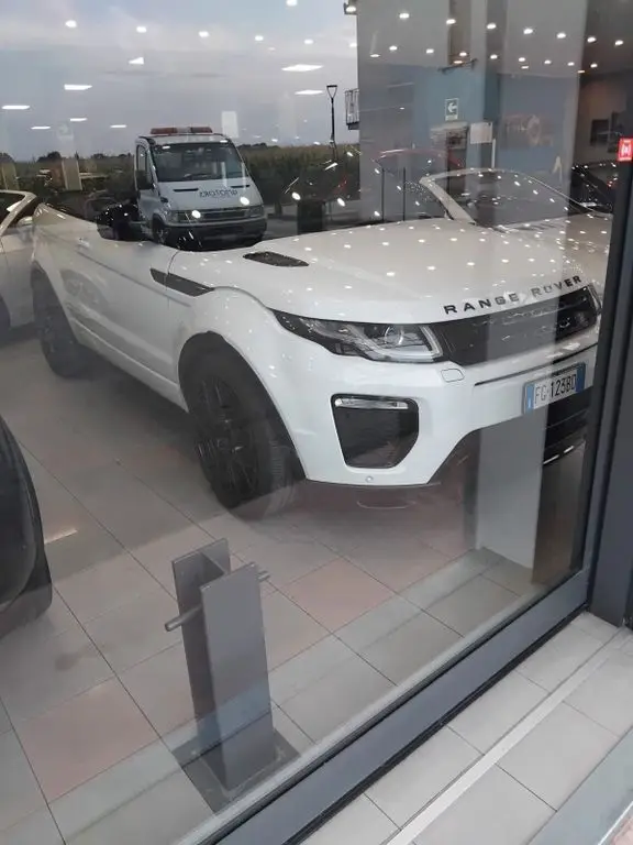 Photo 1 : Land Rover Range Rover Evoque 2016 Diesel