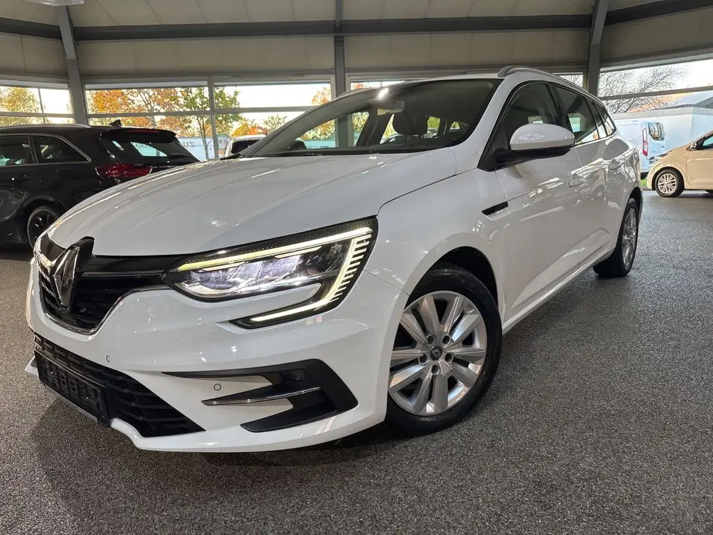 Photo 1 : Renault Megane 2021 Diesel