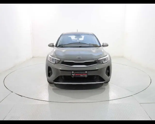 Photo 1 : Kia Stonic 2021 Autres