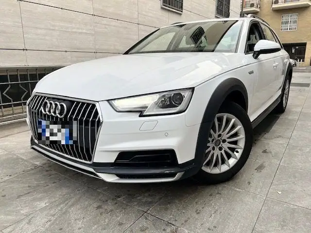 Photo 1 : Audi A4 2017 Diesel