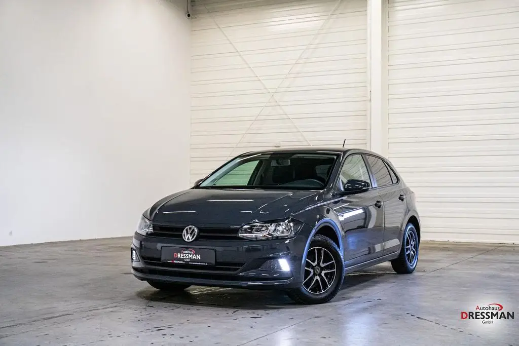 Photo 1 : Volkswagen Polo 2019 Essence