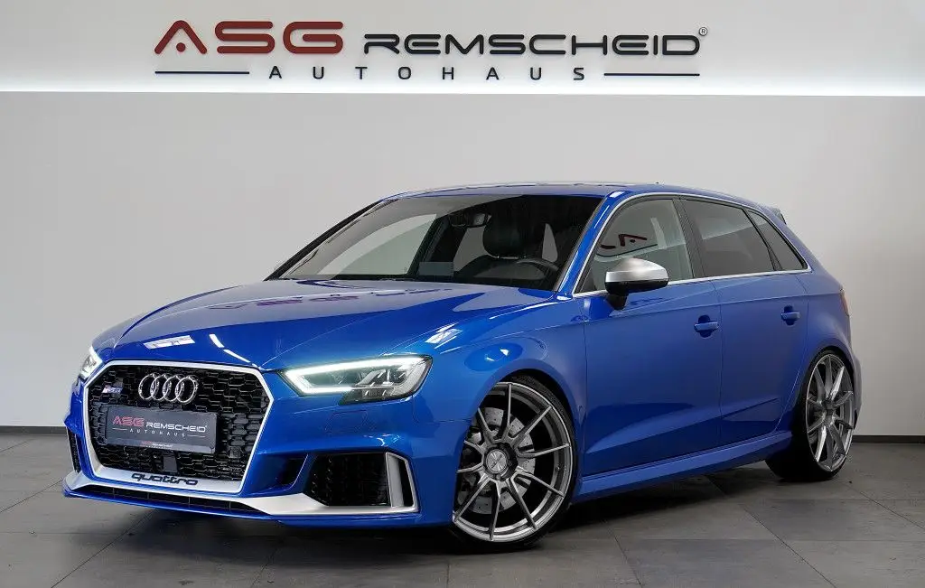 Photo 1 : Audi Rs3 2017 Essence