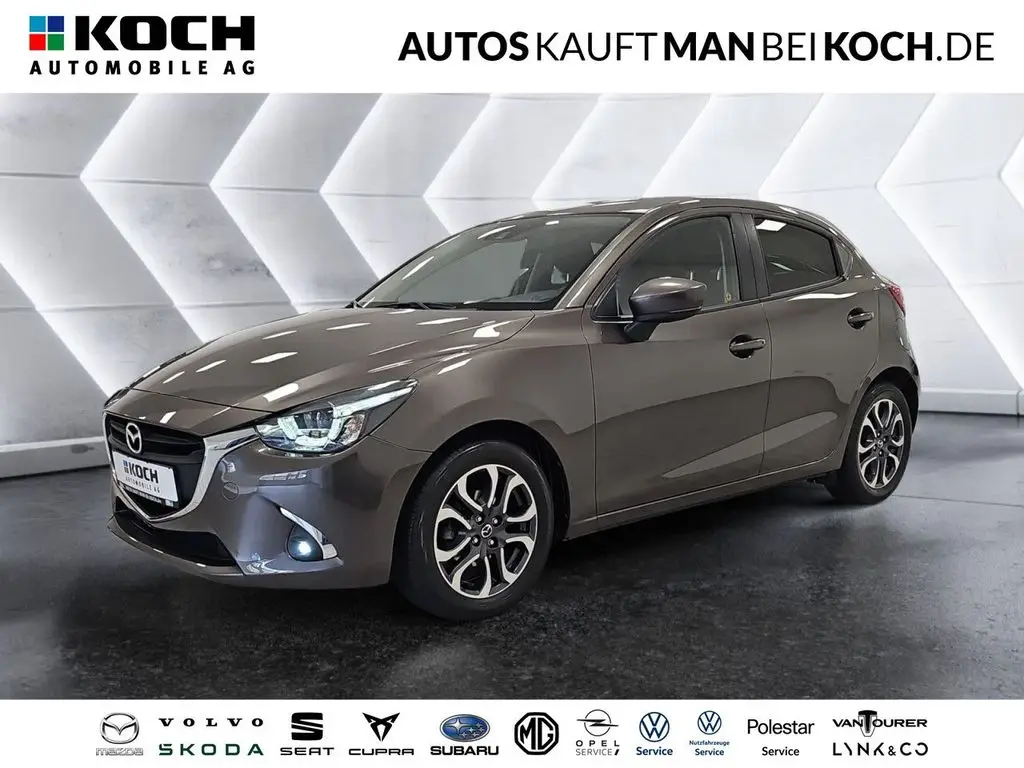 Photo 1 : Mazda 2 2017 Petrol