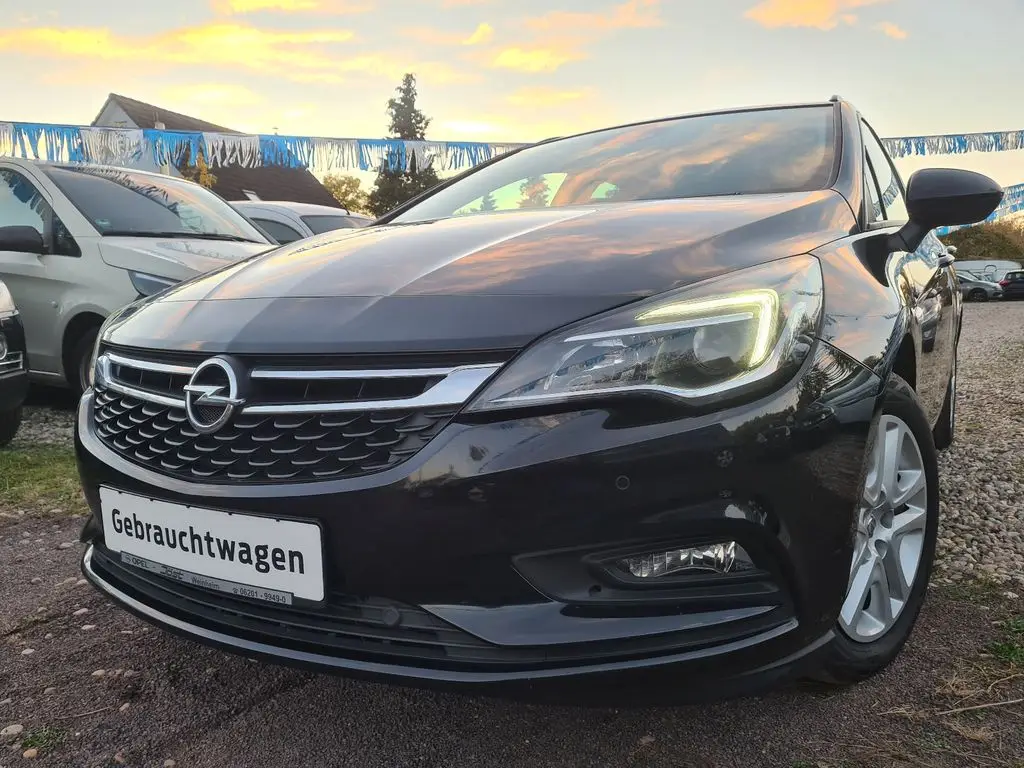 Photo 1 : Opel Astra 2019 Diesel