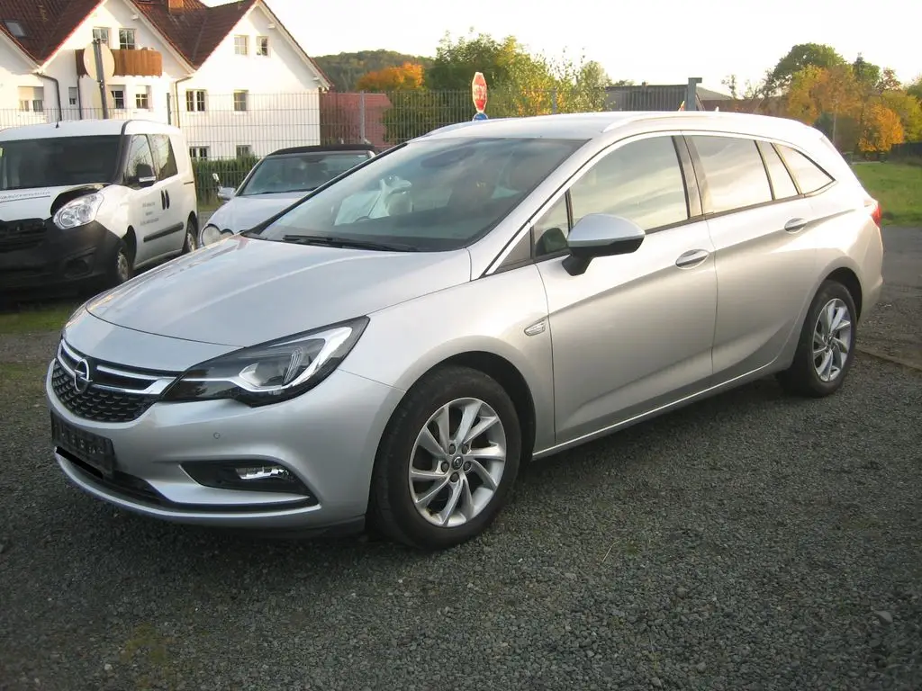 Photo 1 : Opel Astra 2019 Diesel