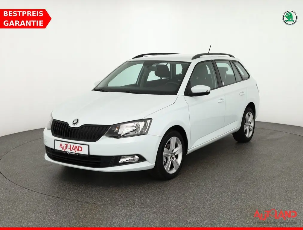 Photo 1 : Skoda Fabia 2018 Essence