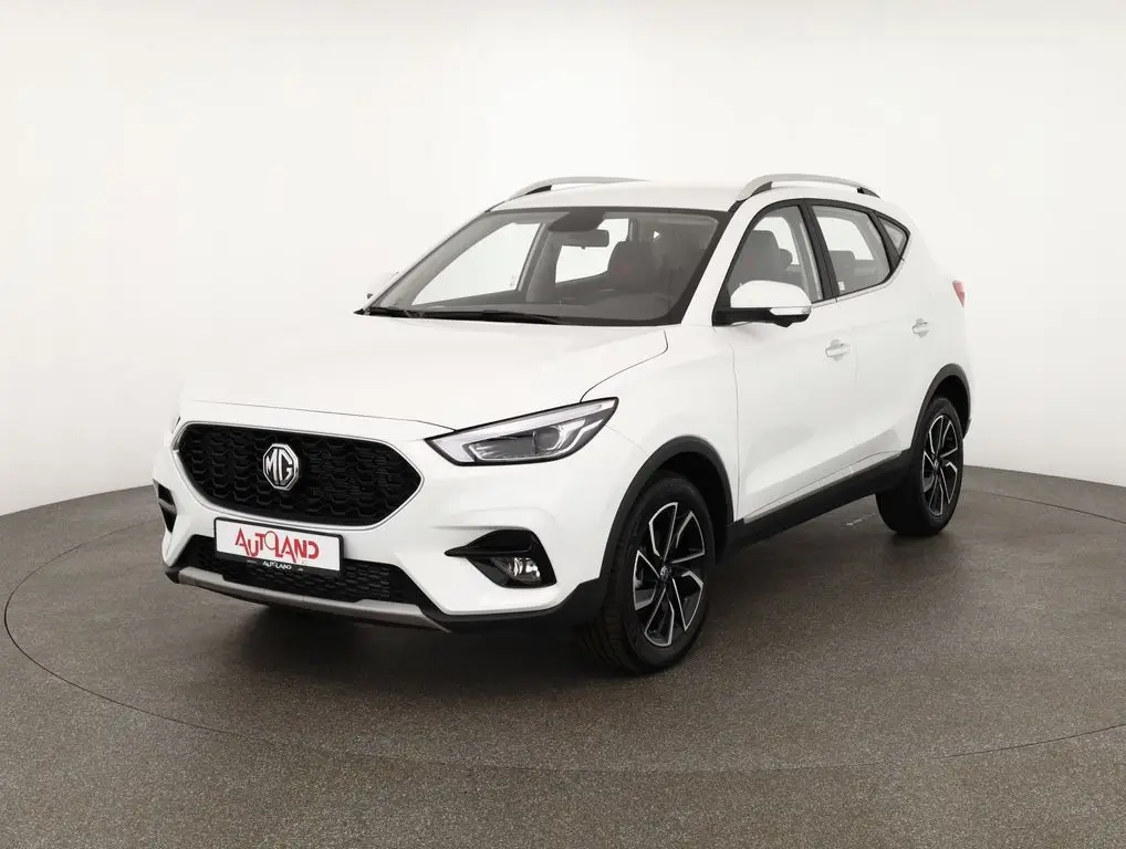 Photo 1 : Mg Zs 2022 Essence