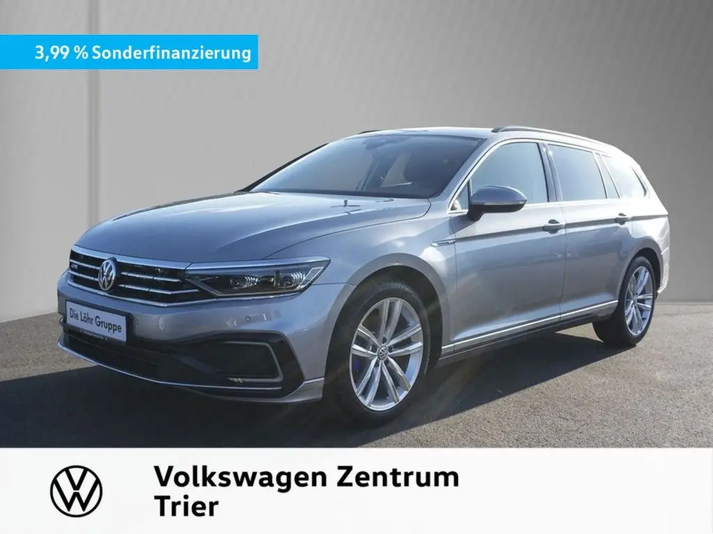 Photo 1 : Volkswagen Passat 2020 Hybride