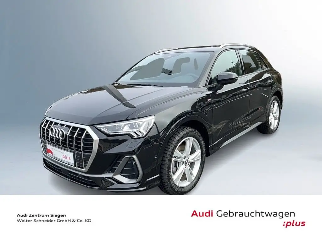 Photo 1 : Audi Q3 2022 Hybride