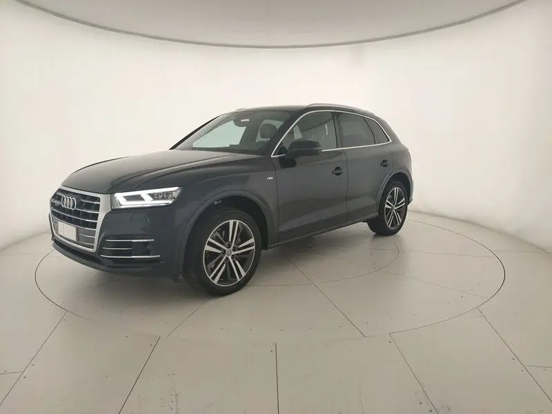 Photo 1 : Audi Q5 2019 Autres