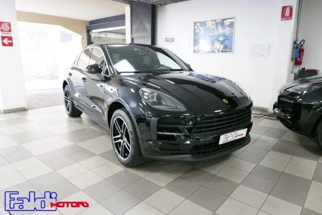 Photo 1 : Porsche Macan 2019 Essence