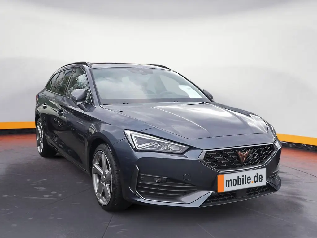 Photo 1 : Cupra Leon 2023 Petrol