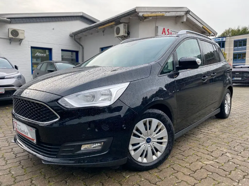 Photo 1 : Ford Grand C-max 2018 Diesel