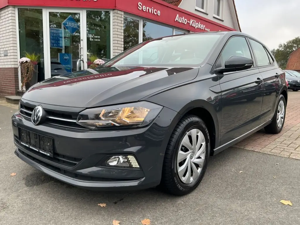 Photo 1 : Volkswagen Polo 2018 Petrol