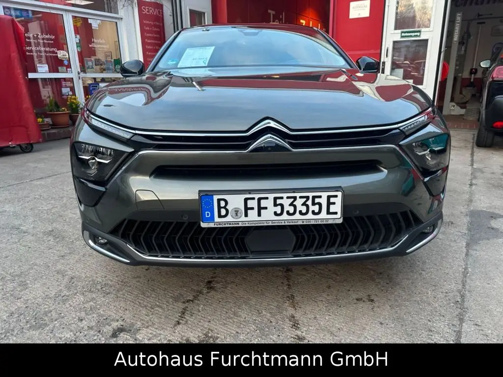 Photo 1 : Citroen C5 X 2022 Hybrid