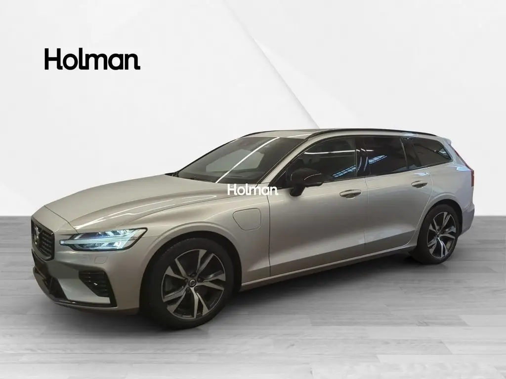 Photo 1 : Volvo V60 2021 Hybride