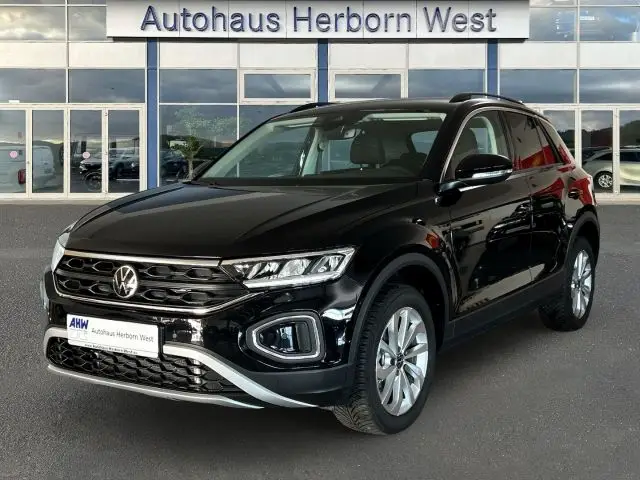 Photo 1 : Volkswagen T-roc 2024 Petrol