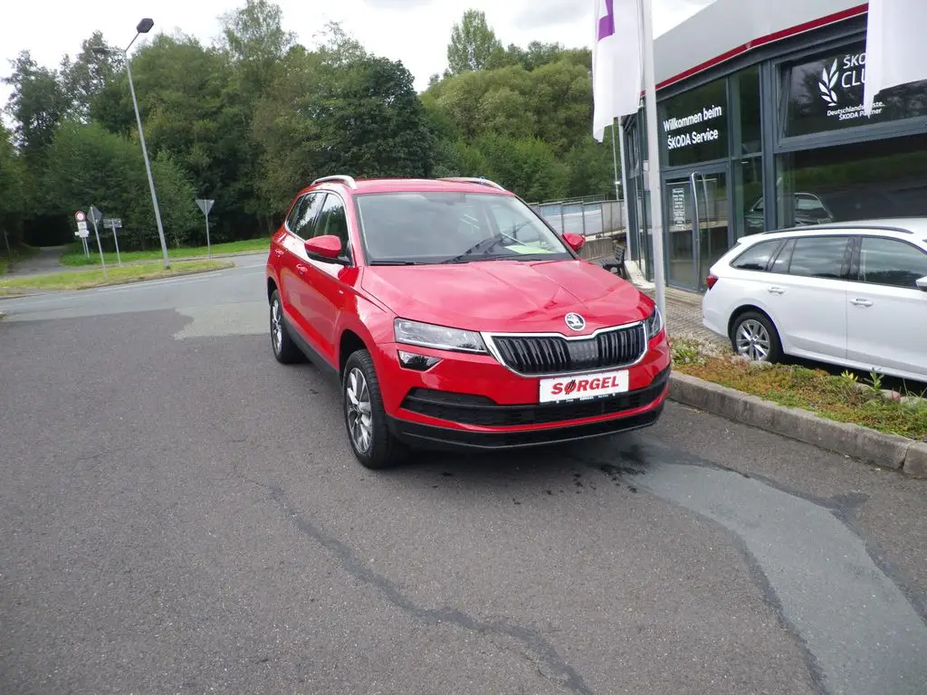 Photo 1 : Skoda Karoq 2021 Essence