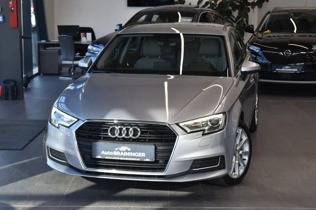 Photo 1 : Audi A3 2020 Diesel