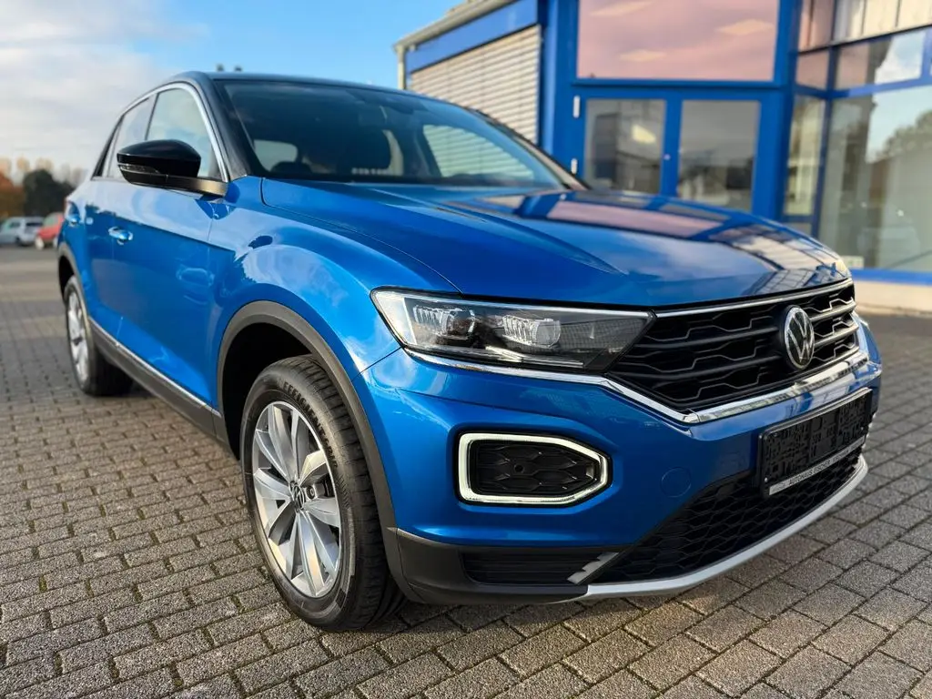 Photo 1 : Volkswagen T-roc 2020 Essence