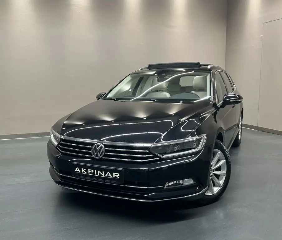 Photo 1 : Volkswagen Passat 2017 Diesel