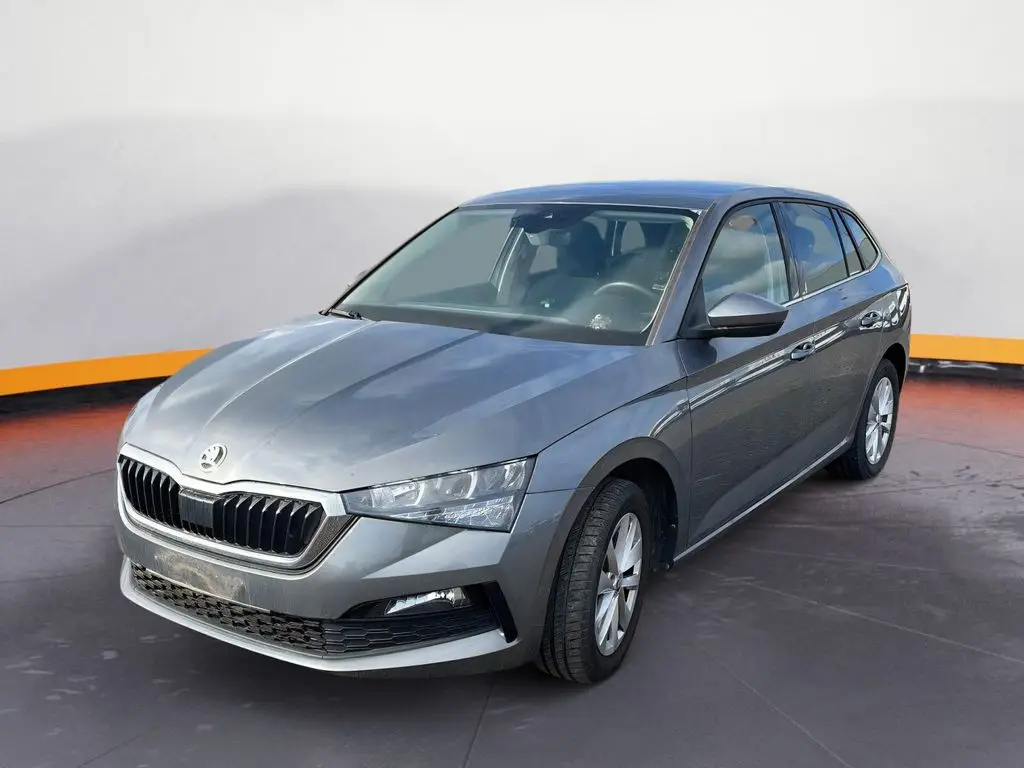 Photo 1 : Skoda Scala 2023 Essence