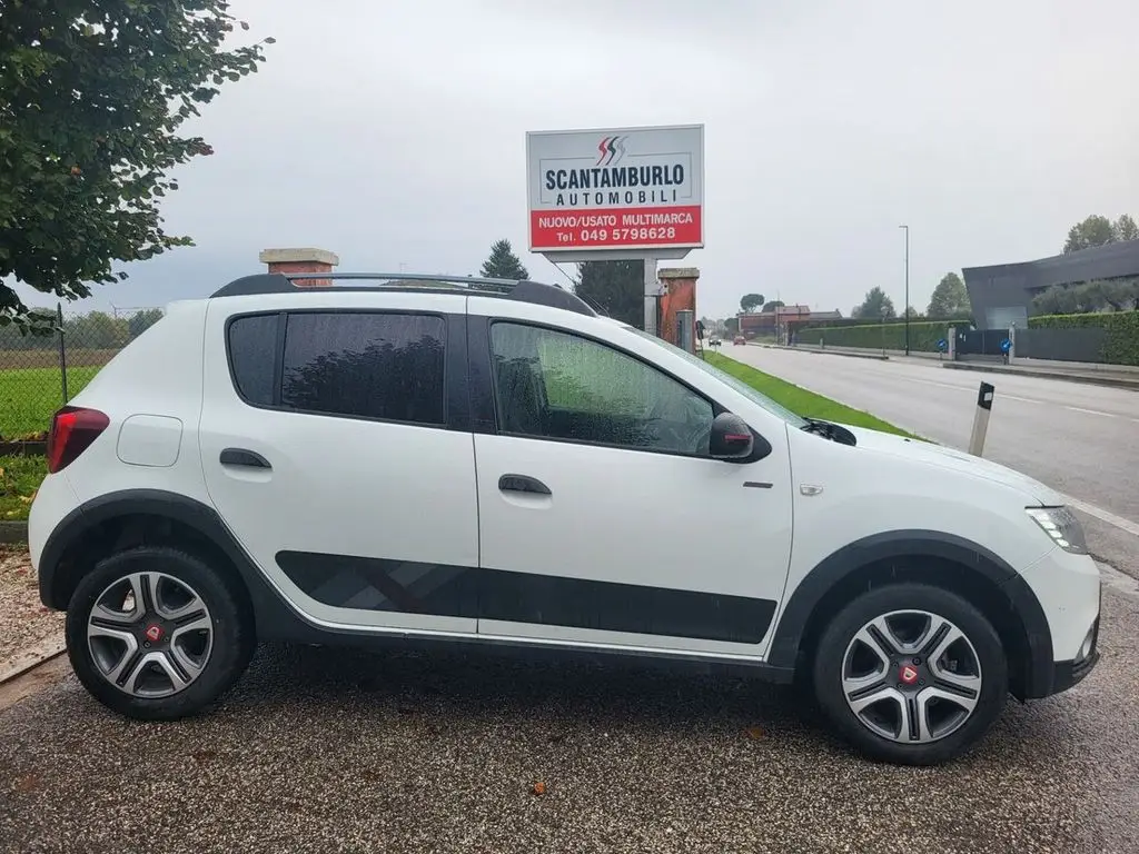 Photo 1 : Dacia Sandero 2019 Diesel