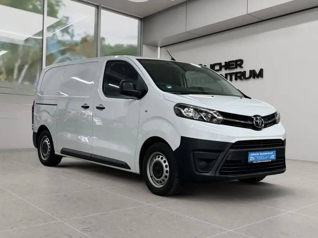 Photo 1 : Toyota Proace 2023 Diesel