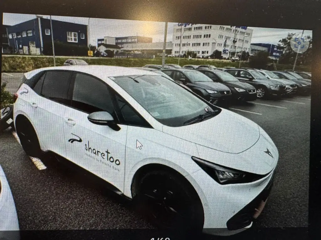 Photo 1 : Cupra Born 2022 Non renseigné