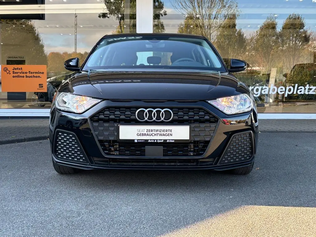 Photo 1 : Audi A1 2019 Petrol