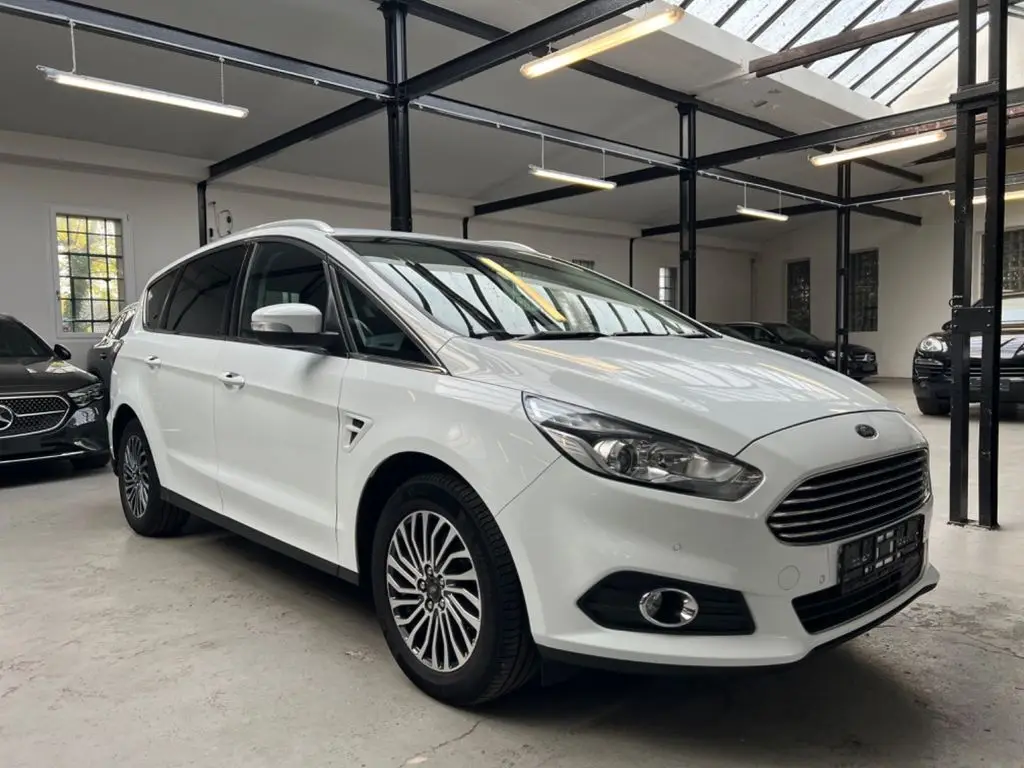 Photo 1 : Ford S-max 2019 Essence