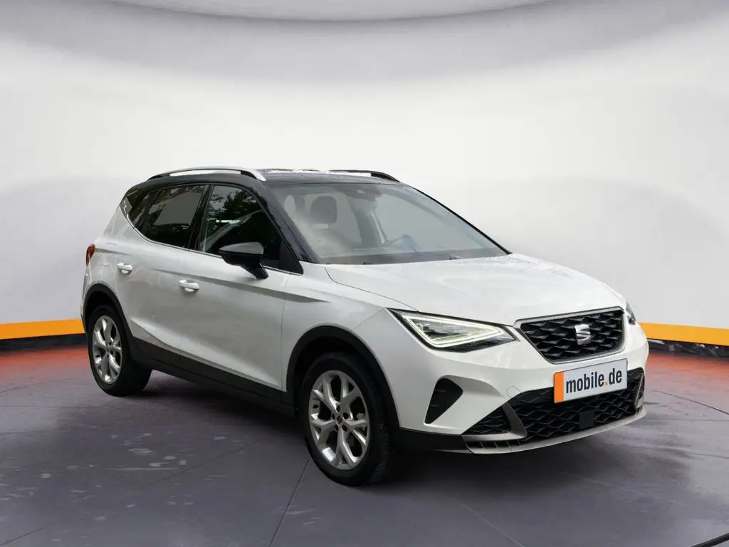 Photo 1 : Seat Arona 2023 Essence