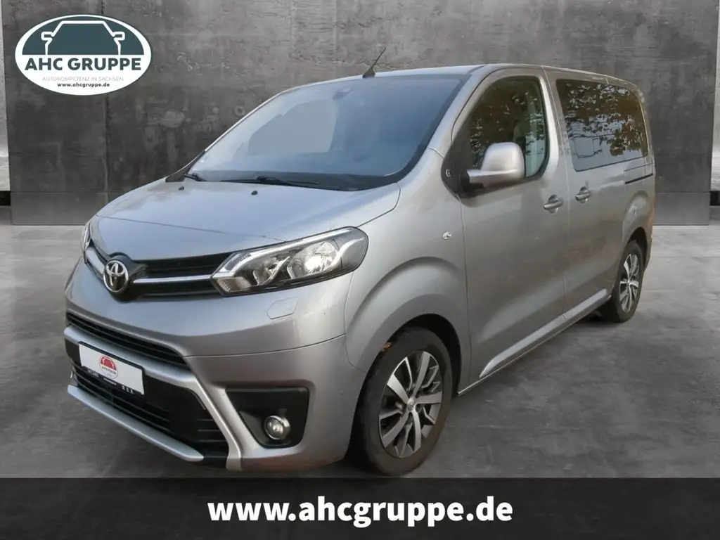 Photo 1 : Toyota Proace 2020 Diesel