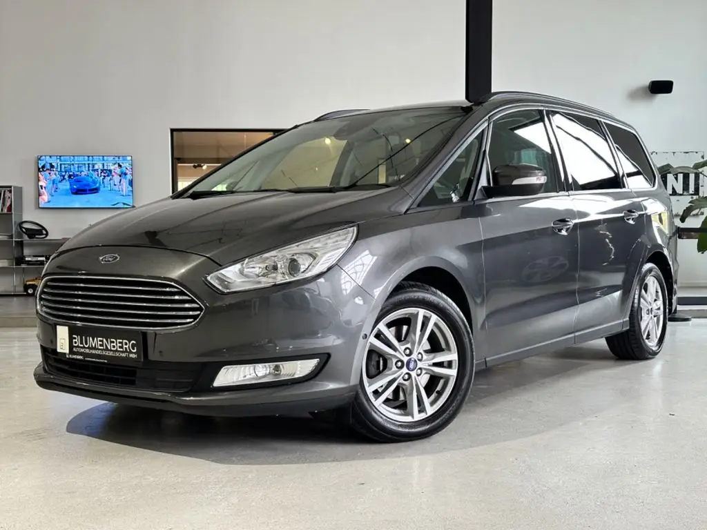 Photo 1 : Ford Galaxy 2019 Petrol