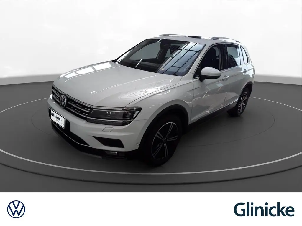 Photo 1 : Volkswagen Tiguan 2020 Essence