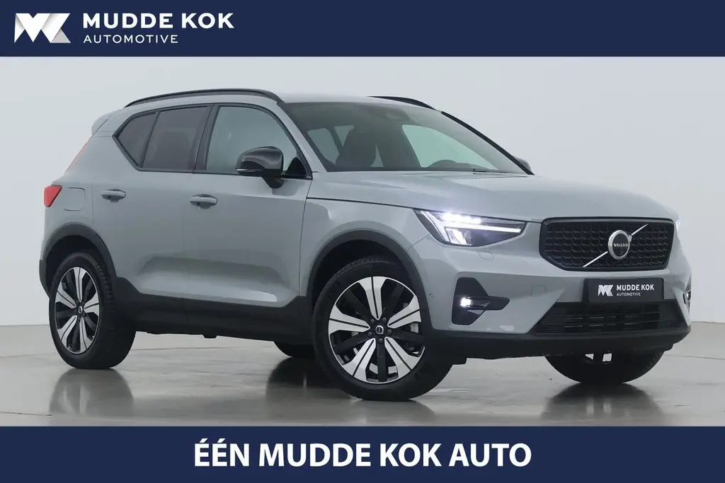 Photo 1 : Volvo Xc40 2023 Hybrid