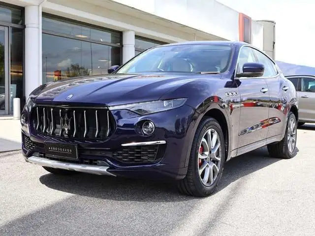 Photo 1 : Maserati Levante 2019 Essence