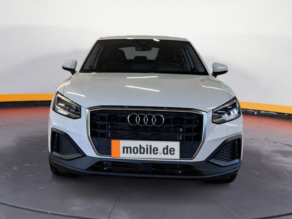 Photo 1 : Audi Q2 2023 Essence