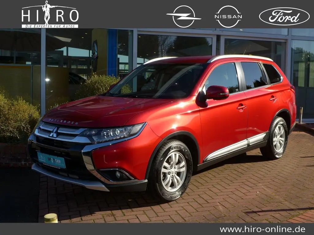 Photo 1 : Mitsubishi Outlander 2016 Petrol