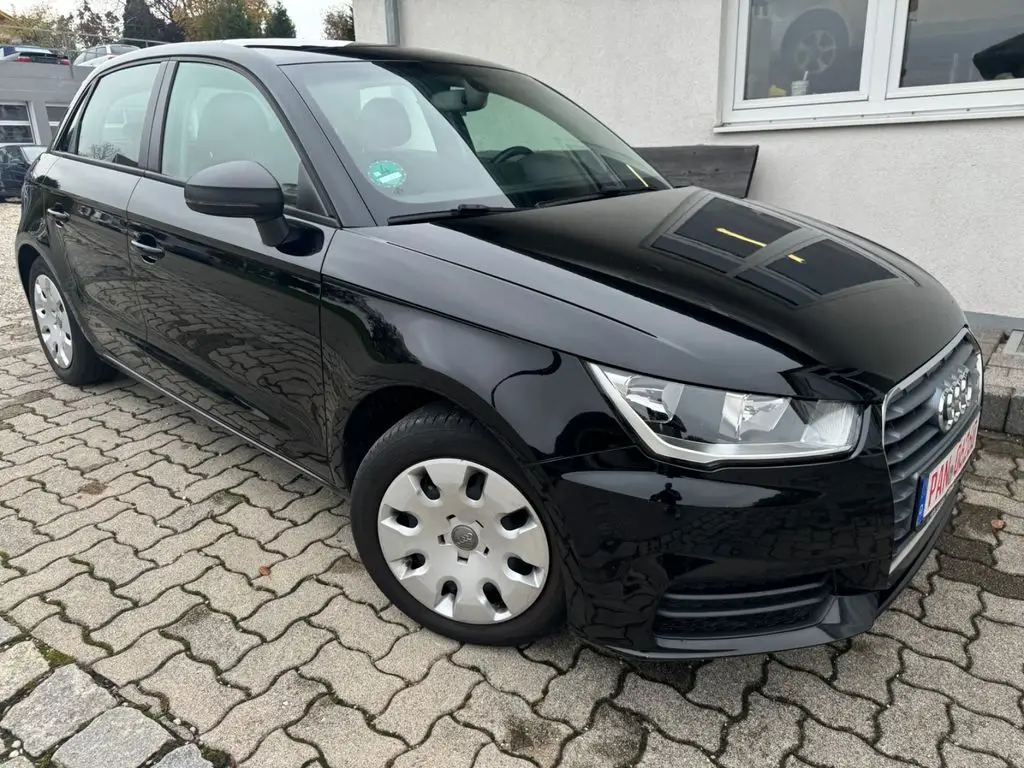 Photo 1 : Audi A1 2016 Diesel